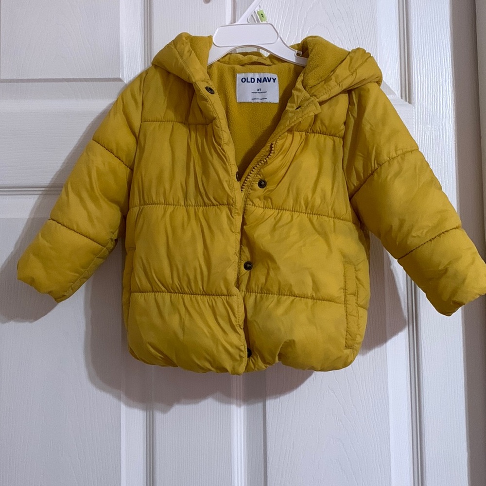 Old navy water resistant jacket